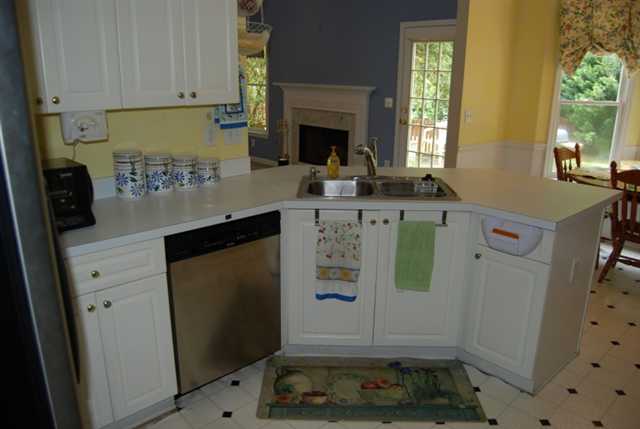 3285 Maple Terrace Dr, Suwanee, GA 30024 photo 5