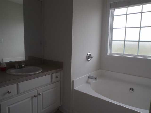 968 Haymon Dr, Winder, GA 30680 photo 7