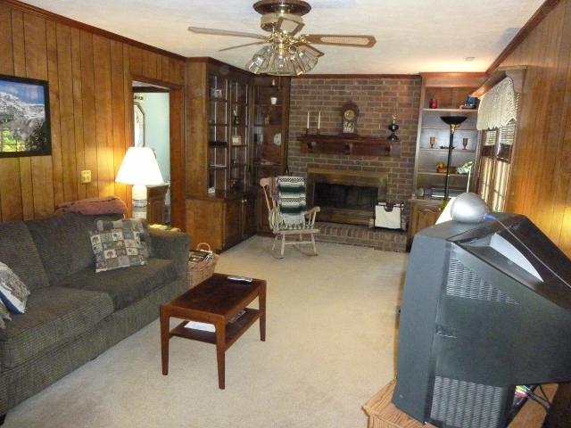 1661 Eldonlas Ct, Stone Mountain, GA 30087 photo 11