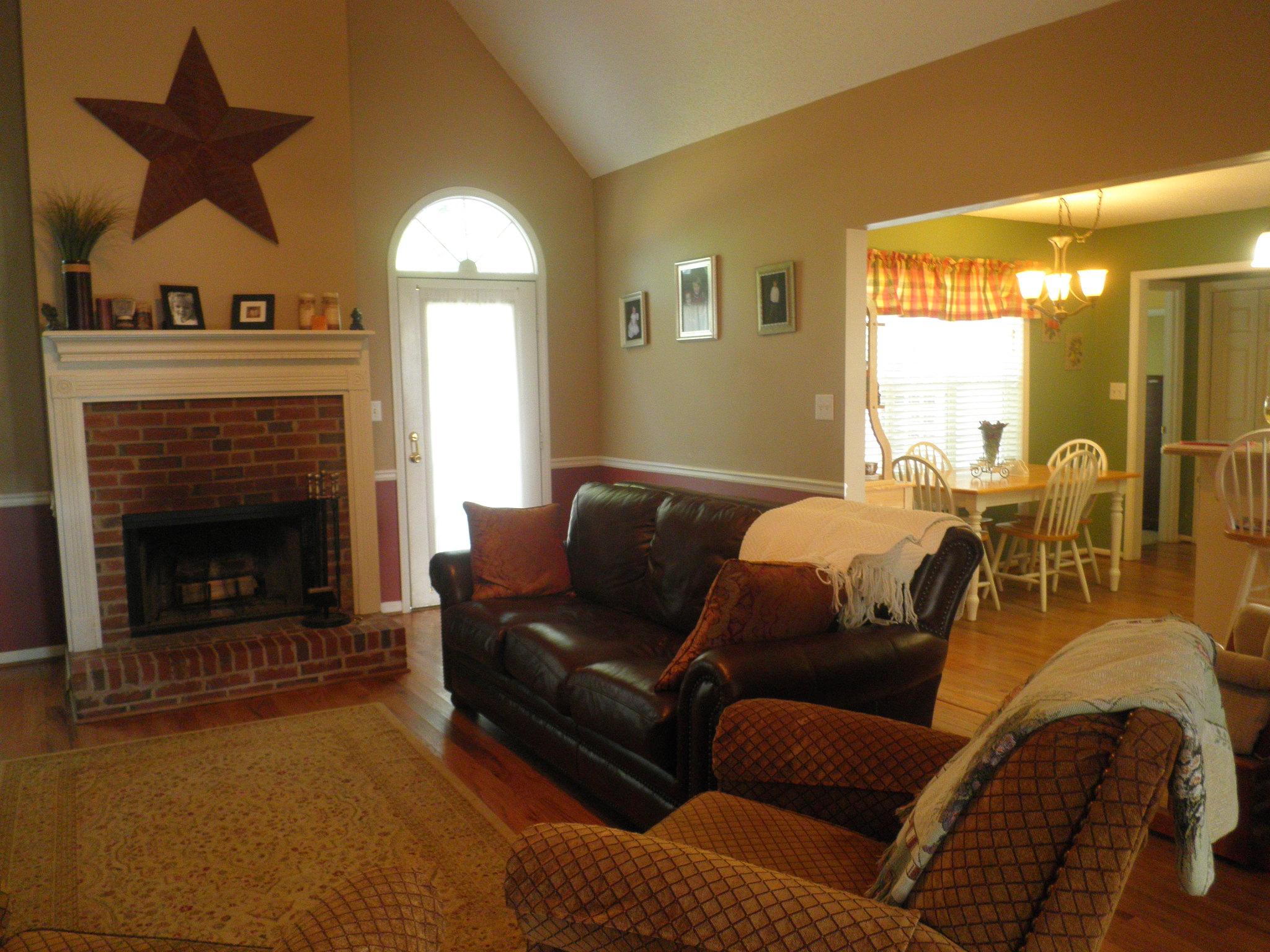 115 Queens Ct, Tyrone, GA 30290 photo 5