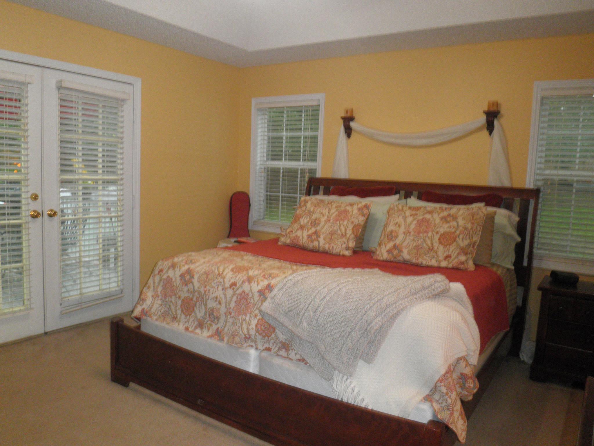 115 Queens Ct, Tyrone, GA 30290 photo 7