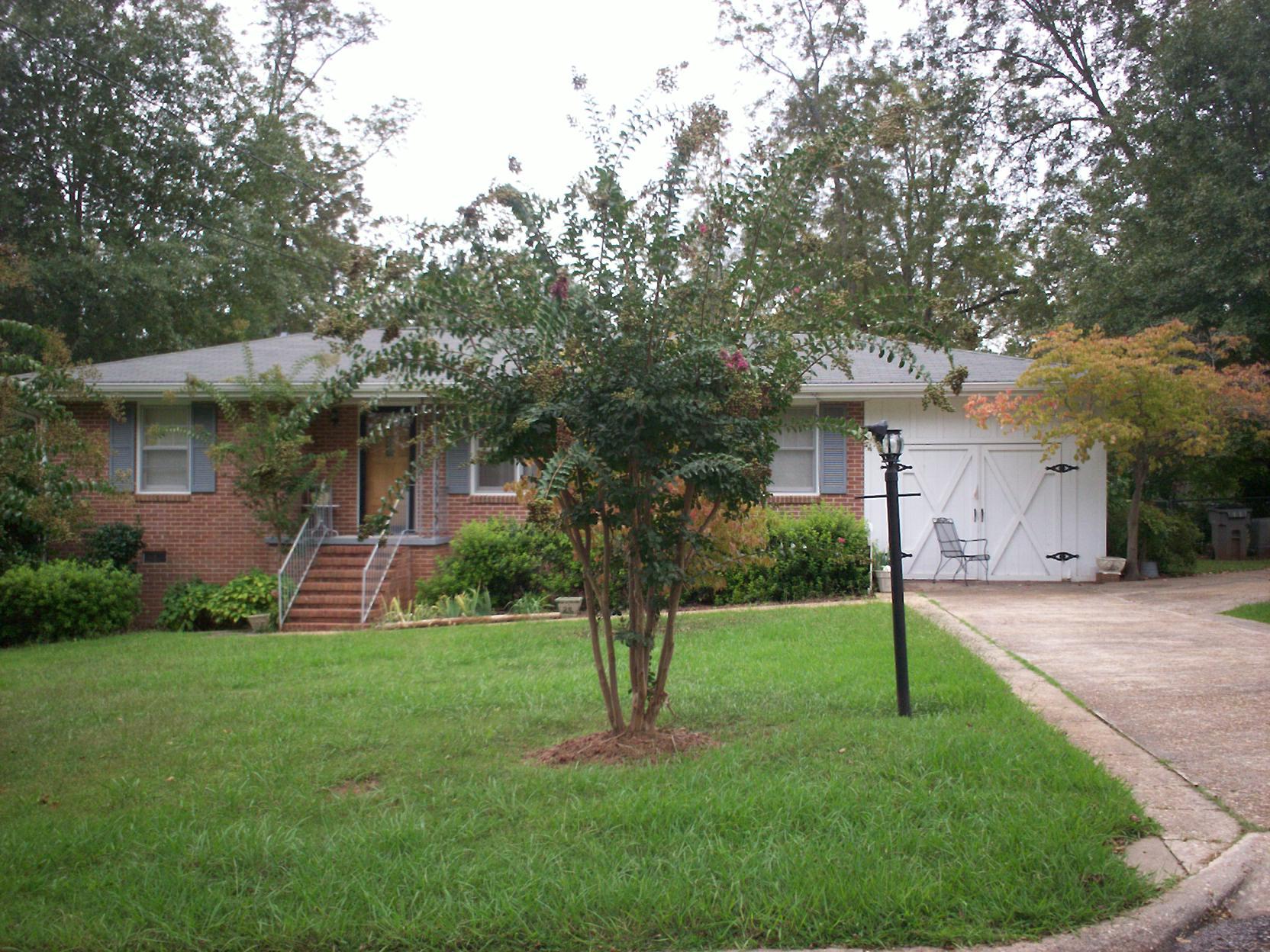 111 N Chilton Cres, Lagrange, GA 30240 photo 1