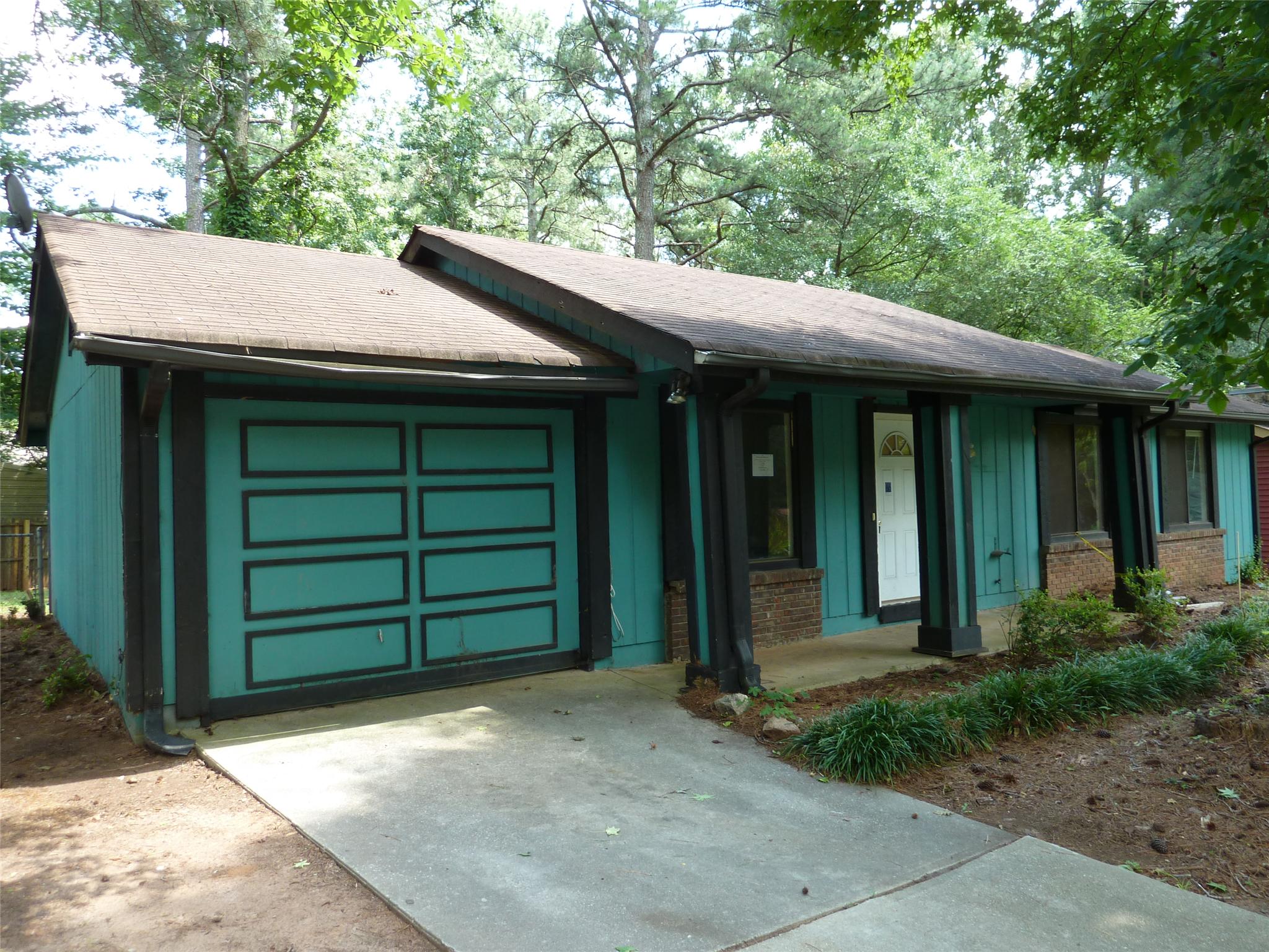2881 Panther Ct, Rex, GA 30273 photo 1