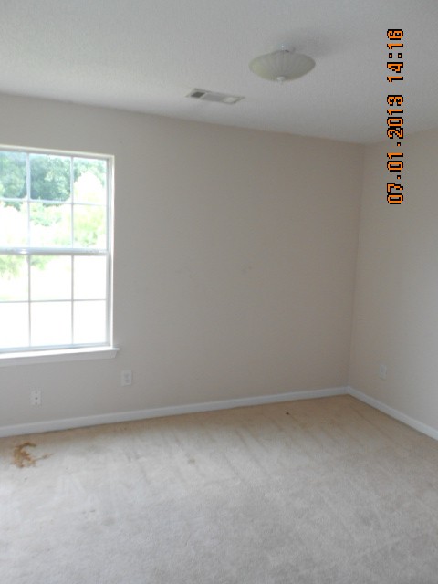 3308 Waggoner Trl, Rex, GA 30273 photo 6