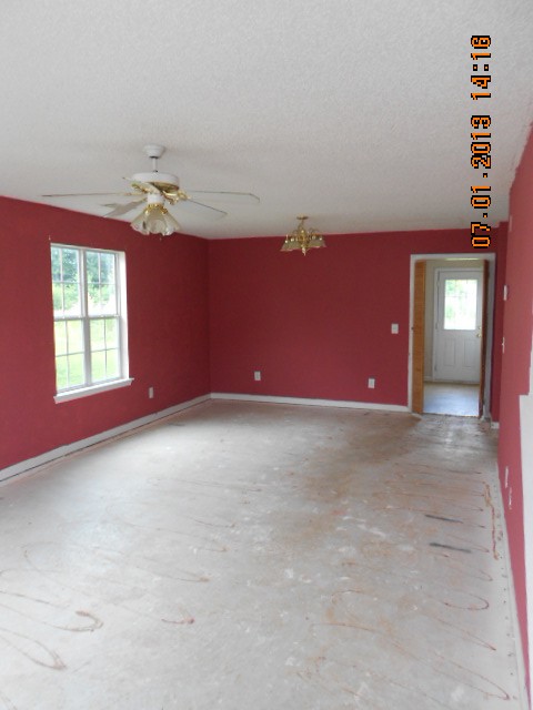 3308 Waggoner Trl, Rex, GA 30273 photo 3