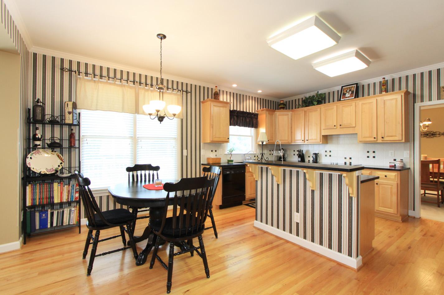 250 Devon Mill Ct, Alpharetta, GA 30005 photo 8