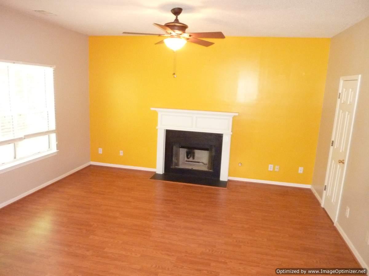 1018 Misty Meadows Ln, Hampton, GA 30228 photo 2