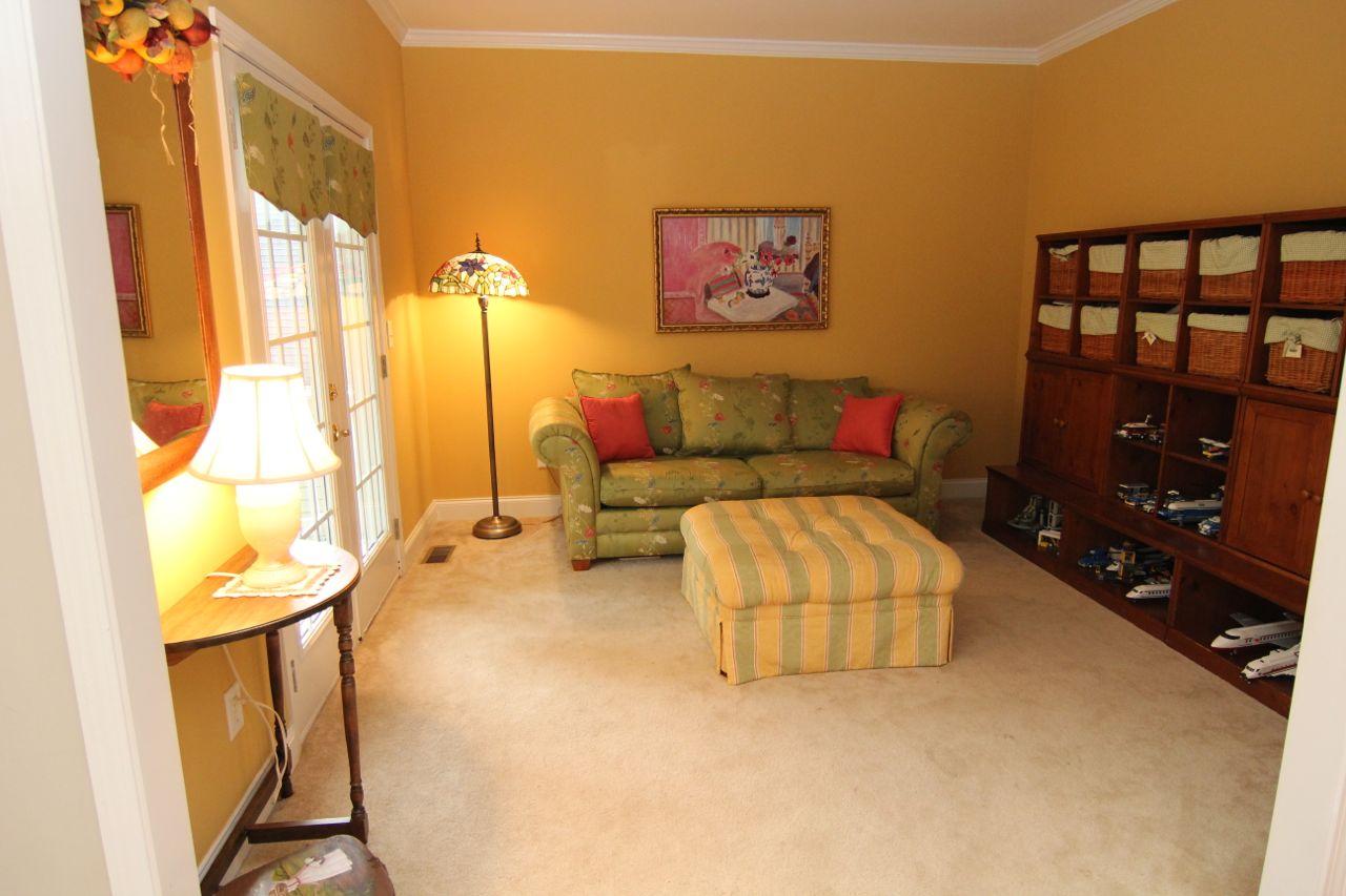 3940 Suwanee Bend Dr, Suwanee, GA 30024 photo 5