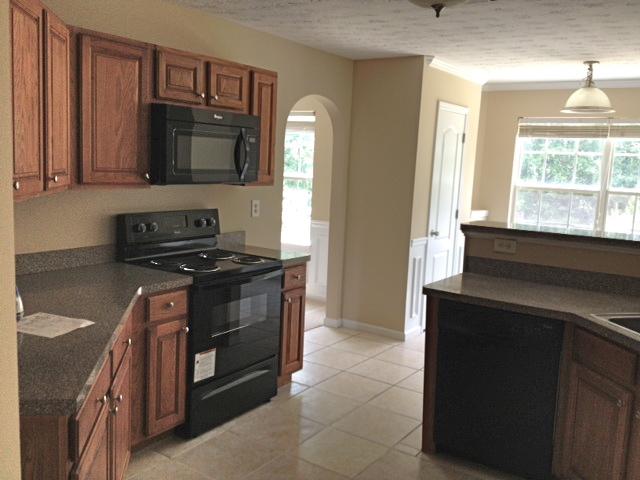 6481 E Meyer Dr, Morrow, GA 30260 photo 5