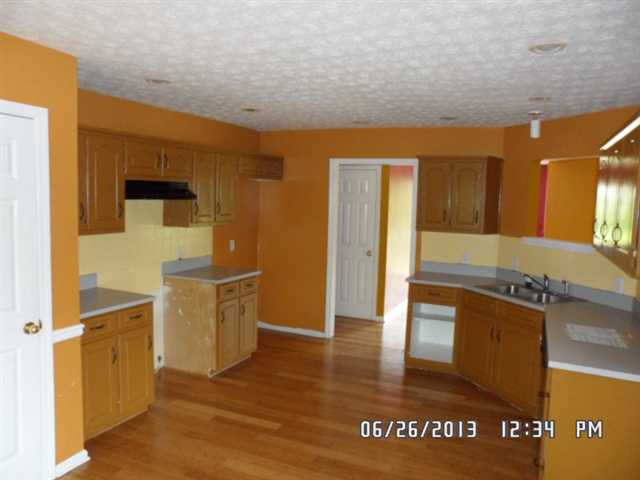 872 Windward Rd, Winder, GA 30680 photo 8