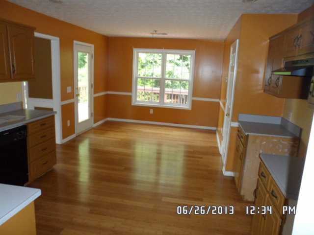 872 Windward Rd, Winder, GA 30680 photo 7