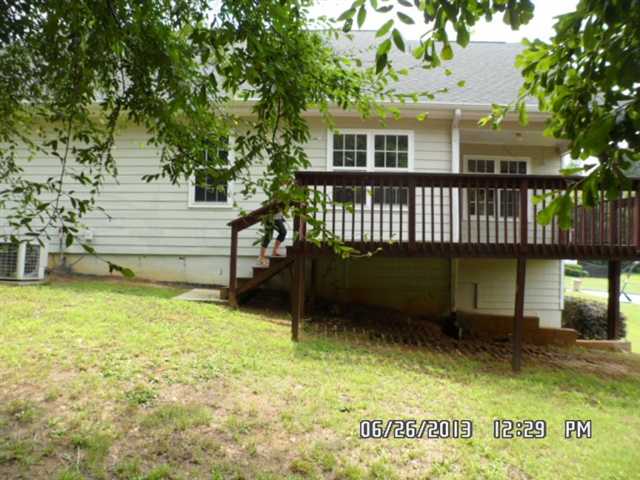 872 Windward Rd, Winder, GA 30680 photo 2