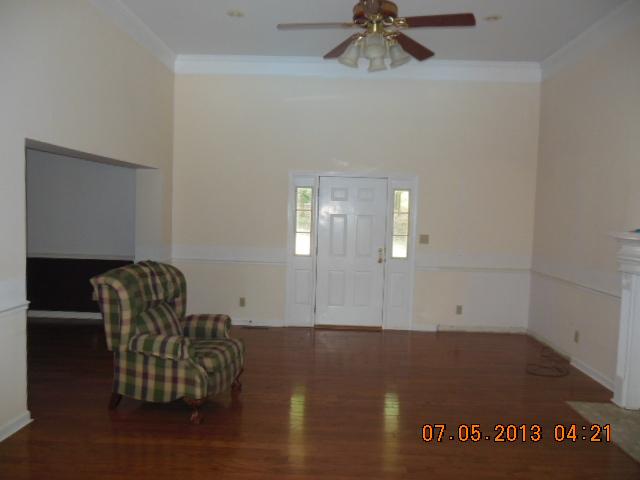 16 Hillcrest Dr, Winder, GA 30680 photo 3