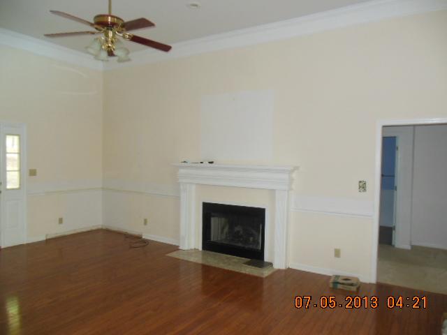 16 Hillcrest Dr, Winder, GA 30680 photo 2