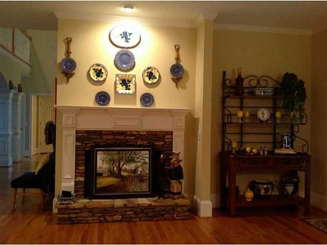 4017 Leprechan Way, Duluth, GA 30097 photo 6