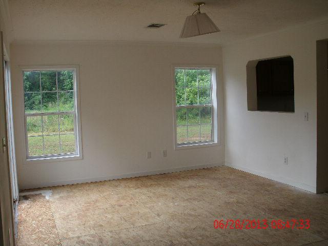 456 I B Howard Rd, Williamson, GA 30292 photo 8