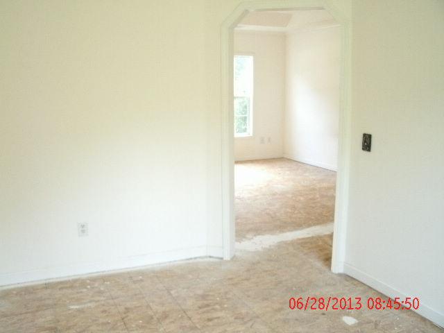 456 I B Howard Rd, Williamson, GA 30292 photo 5
