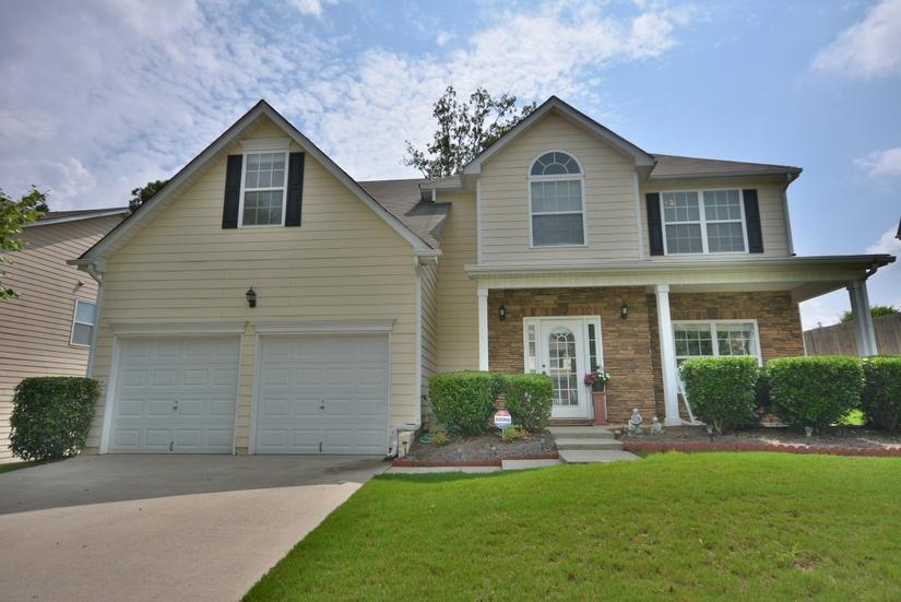 1260 Red Cedar Trl, Suwanee, GA 30024 photo 1