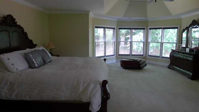 2417 Castle Falls Ln, Duluth, GA 30097 photo 4
