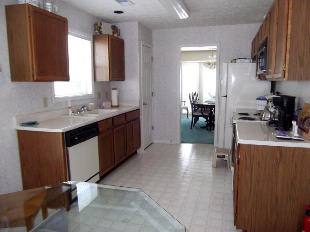 2390 Bretdale Rd, Duluth, GA 30096 photo 8