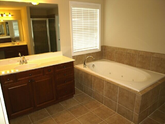 2950 Mccannon Mill Dr, Dacula, GA 30019 photo 9