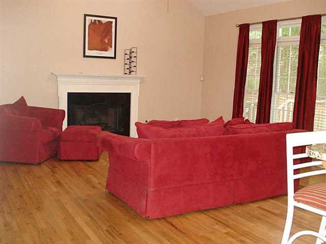 305 Saint Devon Xing, Duluth, GA 30097 photo 9