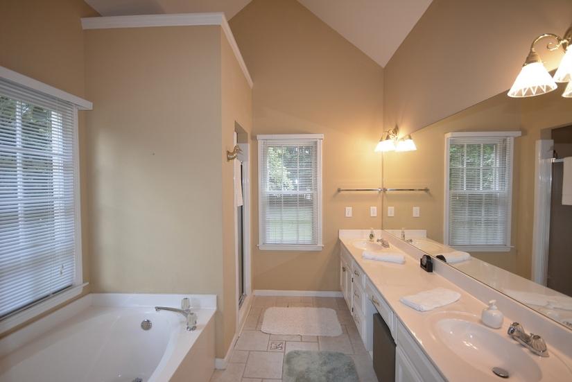 5695 Windchase Dr, Buford, GA 30518 photo 19