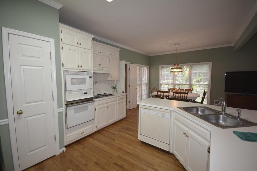 5695 Windchase Dr, Buford, GA 30518 photo 11