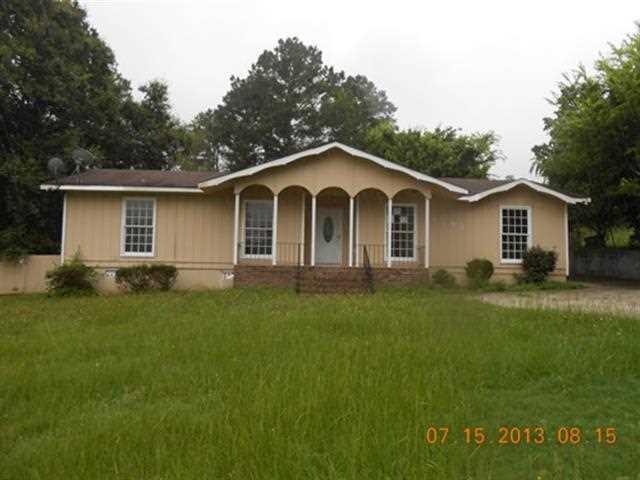 4792 Pine Valley Dr, Macon, GA 31210 photo 1