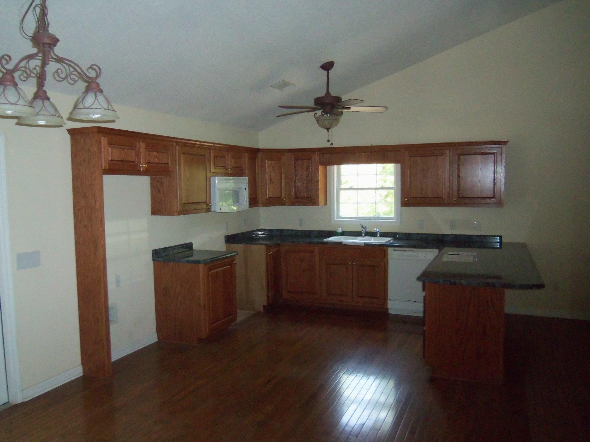 125 Trestle View Way, Toccoa, GA 30577 photo 3