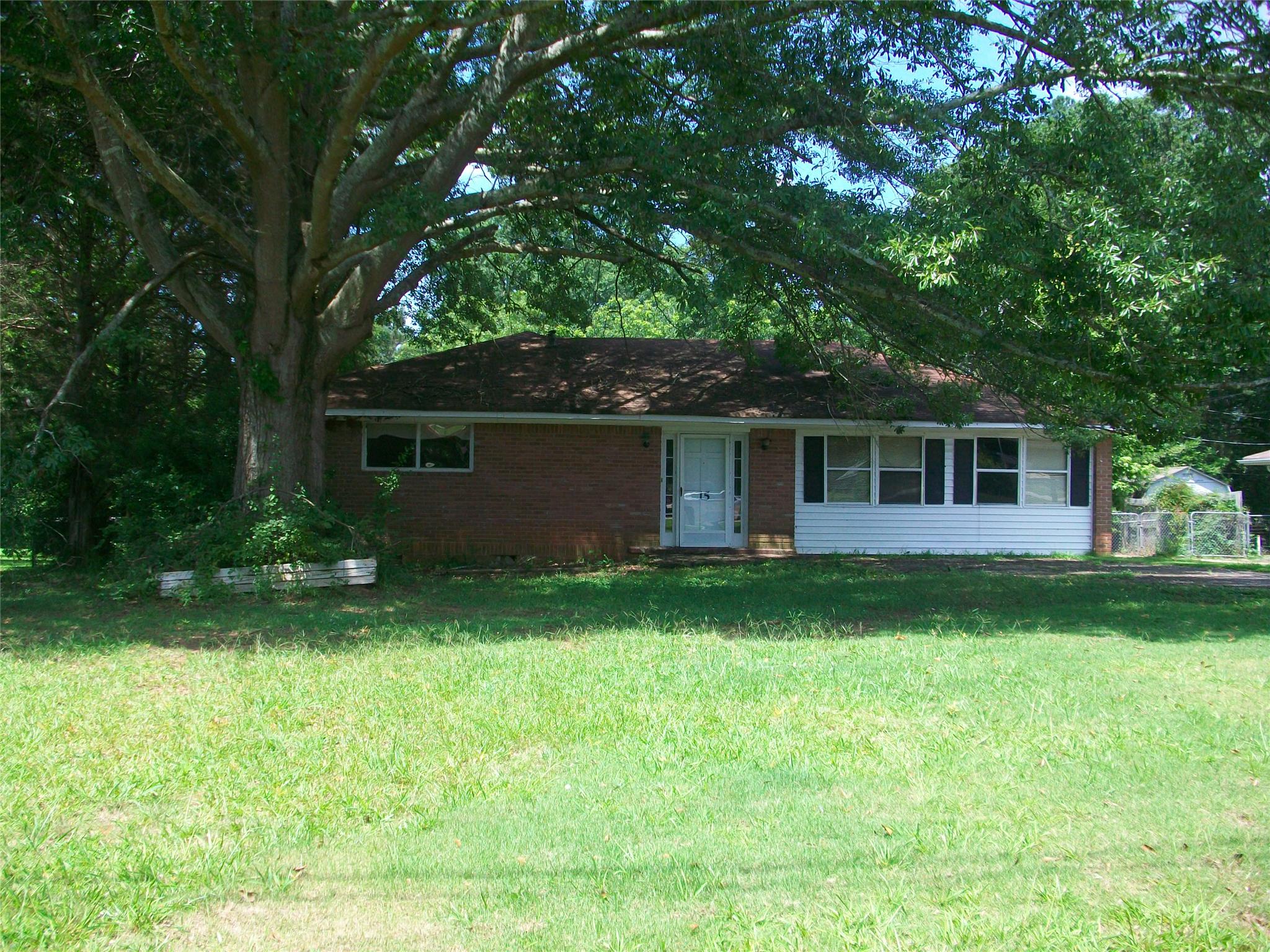 15 North Ave, Hampton, GA 30228 photo 1