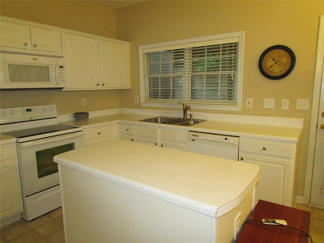 364 Wedmore Ct, Suwanee, GA 30024 photo 11