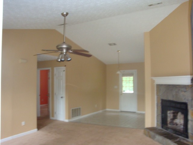 6820 Silver Maple Dr, Rex, GA 30273 photo 3