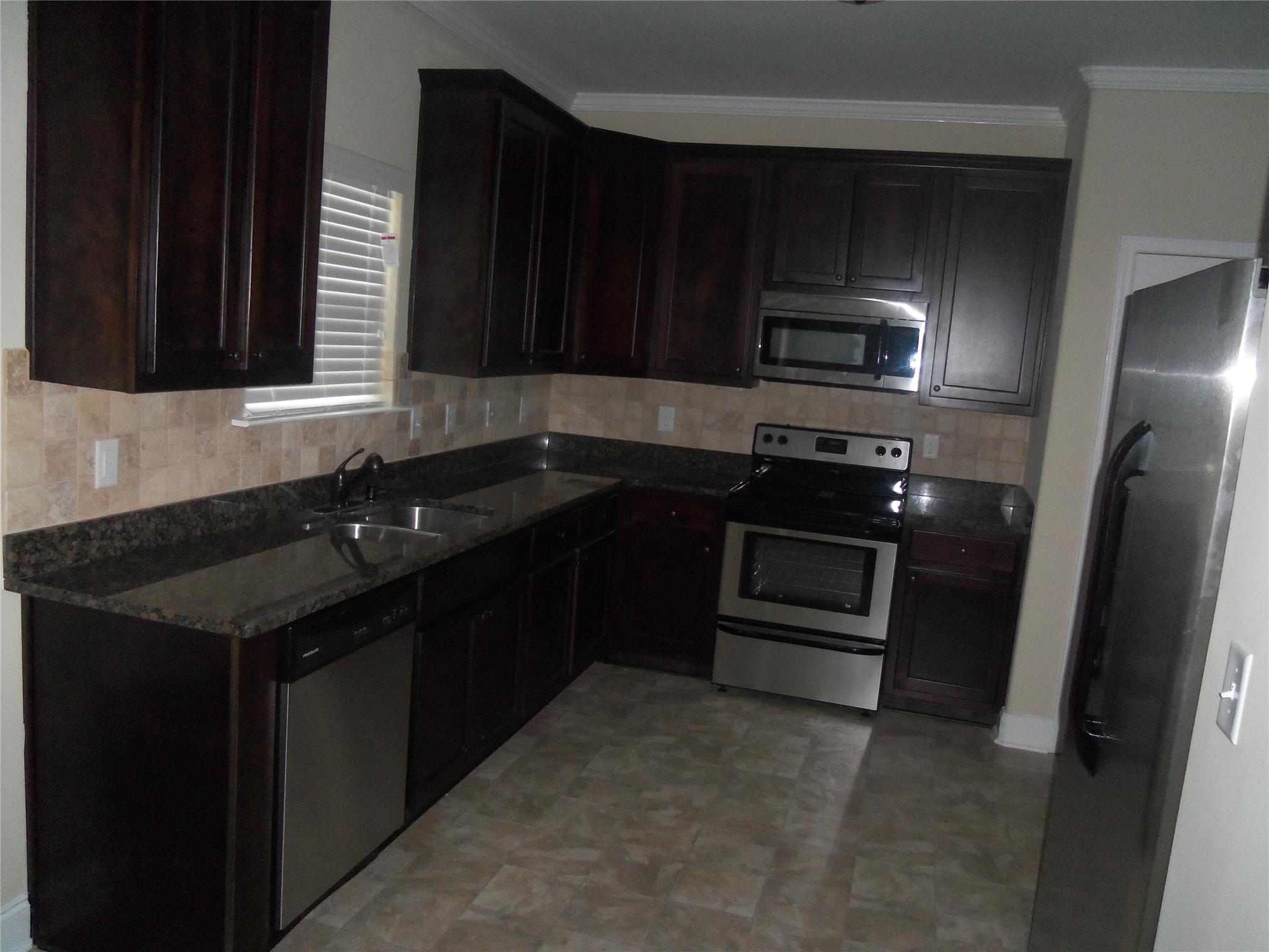 759 Sugarloaf Way, Hampton, GA 30228 photo 7