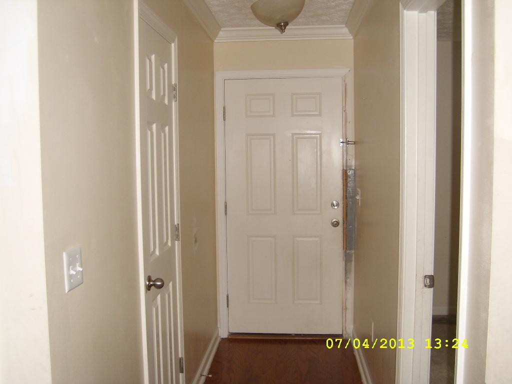 110 Amhurst Dr, West Point, GA 31833 photo 2