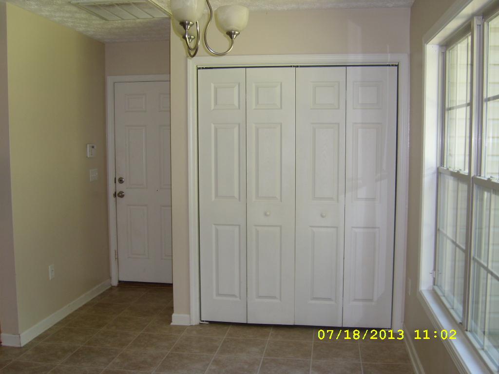 110 Amhurst Dr, West Point, GA 31833 photo 8