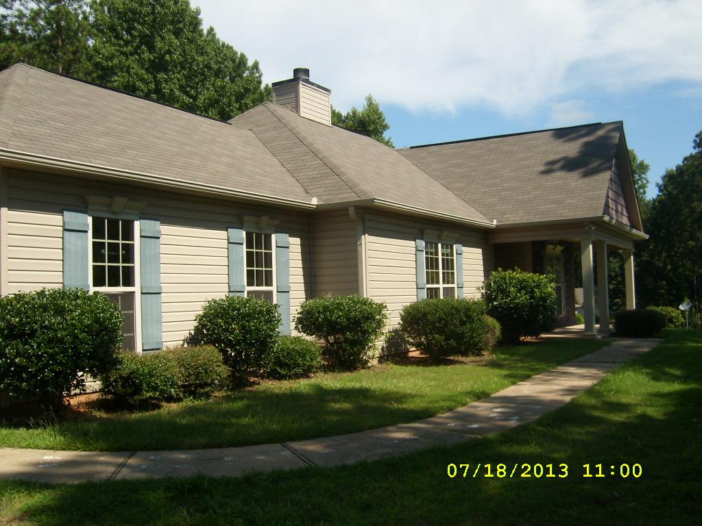 110 Amhurst Dr, West Point, GA 31833 photo 1