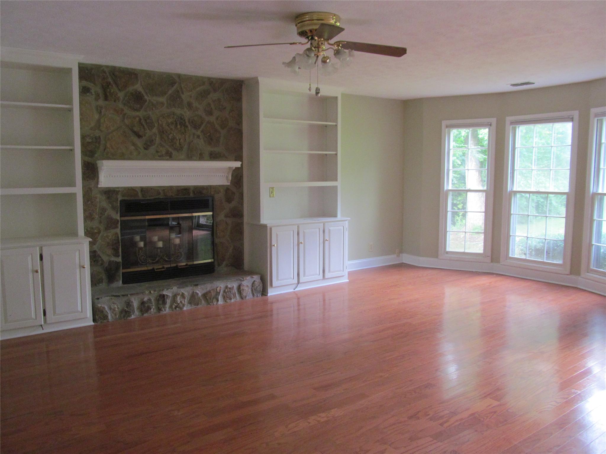 100 Washington Way, Lagrange, GA 30240 photo 2