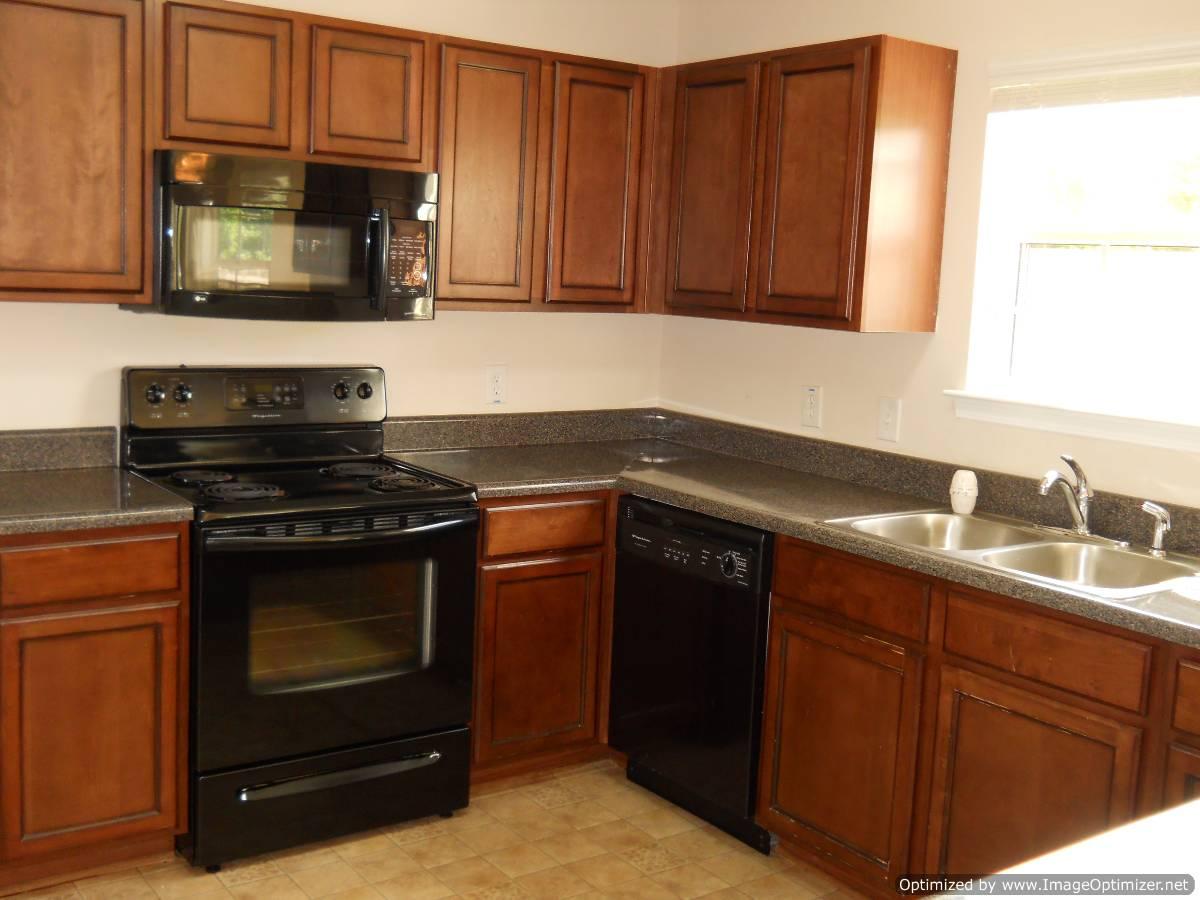 1420 Shadow Creek Ave, Hampton, GA 30228 photo 6