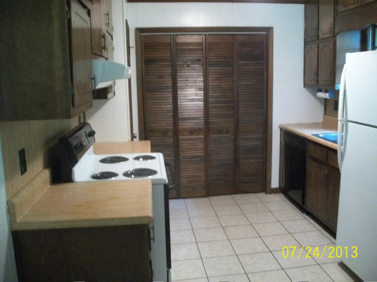 12 Grove Ln, Hampton, GA 30228 photo 5