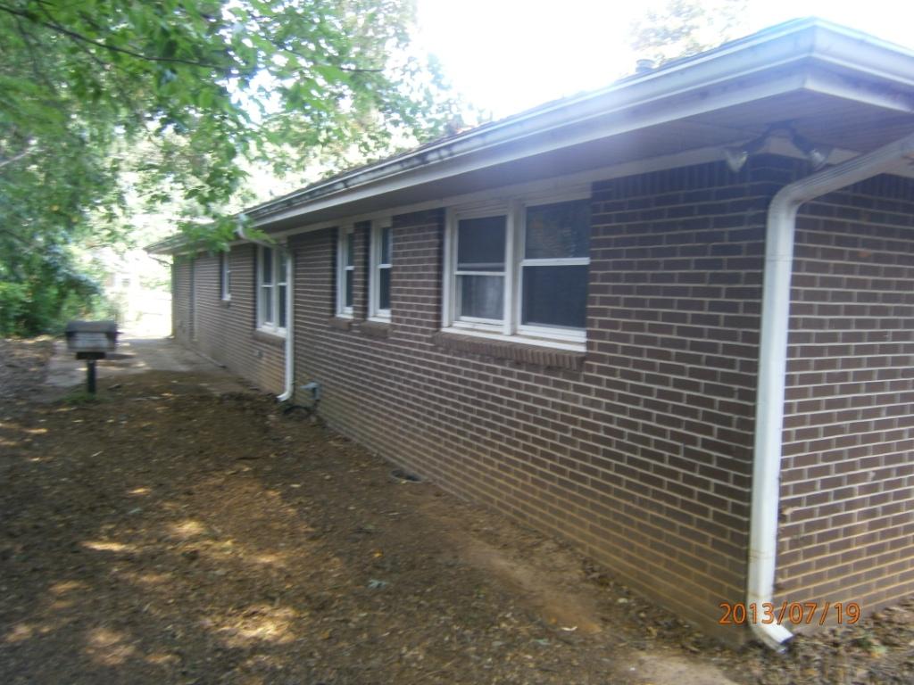 1210 Helen St, Morrow, GA 30260 photo 2