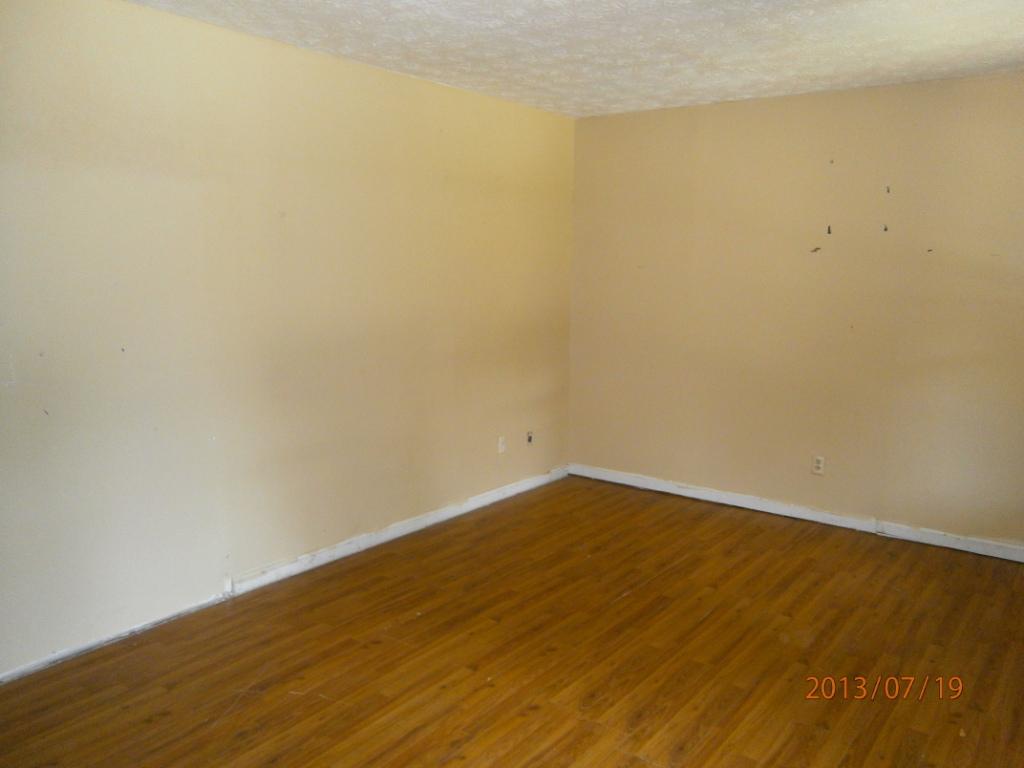 1210 Helen St, Morrow, GA 30260 photo 9