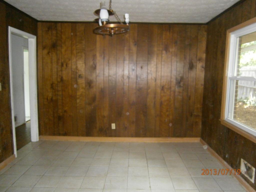 1210 Helen St, Morrow, GA 30260 photo 8