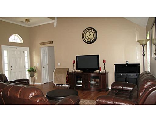 228 Silver Brook Cir, Pooler, GA 31322 photo 3
