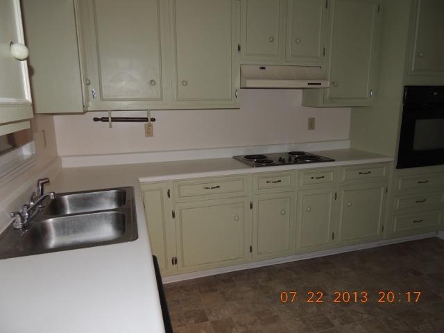 128 Manor Row, Macon, GA 31210 photo 3
