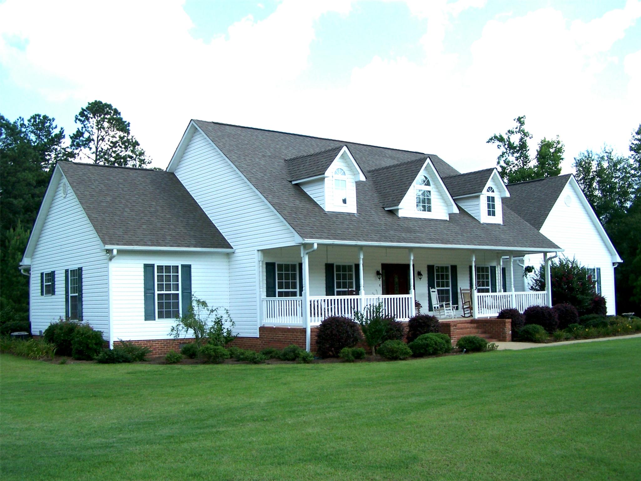 549 Thrash Rd, Lagrange, GA 30241 photo 2