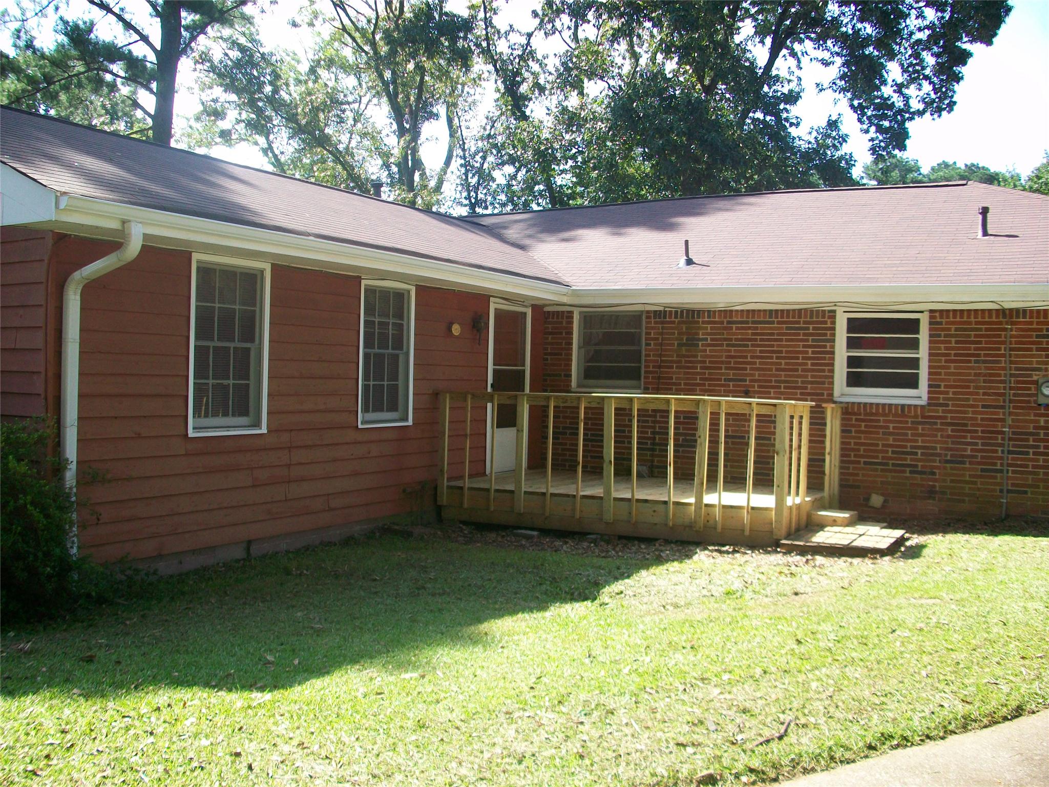 1950 Pine Valley Dr, Morrow, GA 30260 photo 8