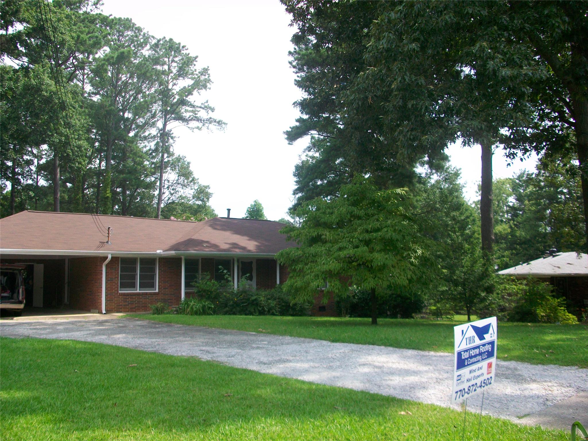 1950 Pine Valley Dr, Morrow, GA 30260 photo 2