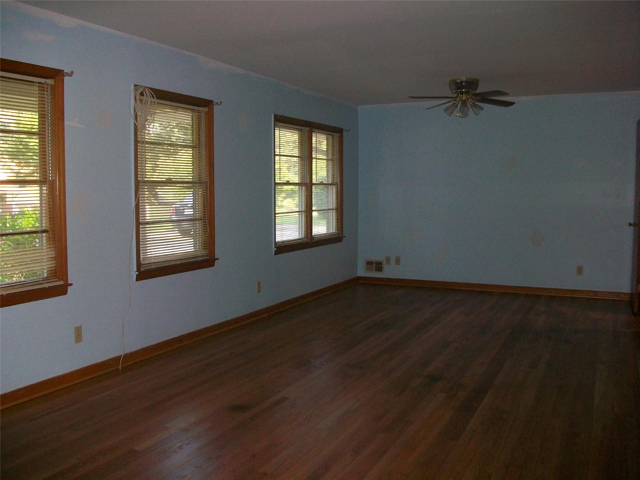 1950 Pine Valley Dr, Morrow, GA 30260 photo 4