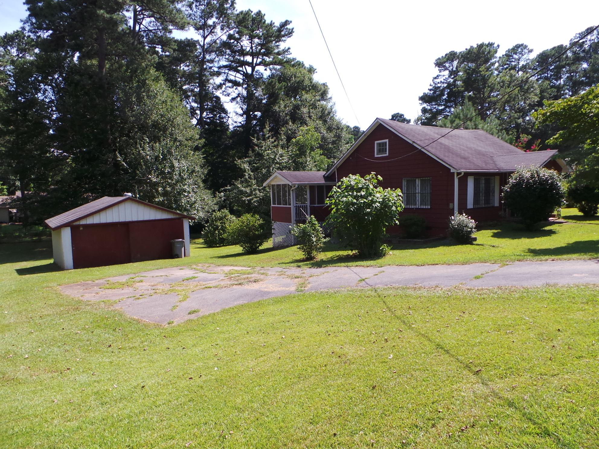 146 S Page St, Lagrange, GA 30240 photo 2